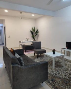 Umi Homestay, Laman Haris